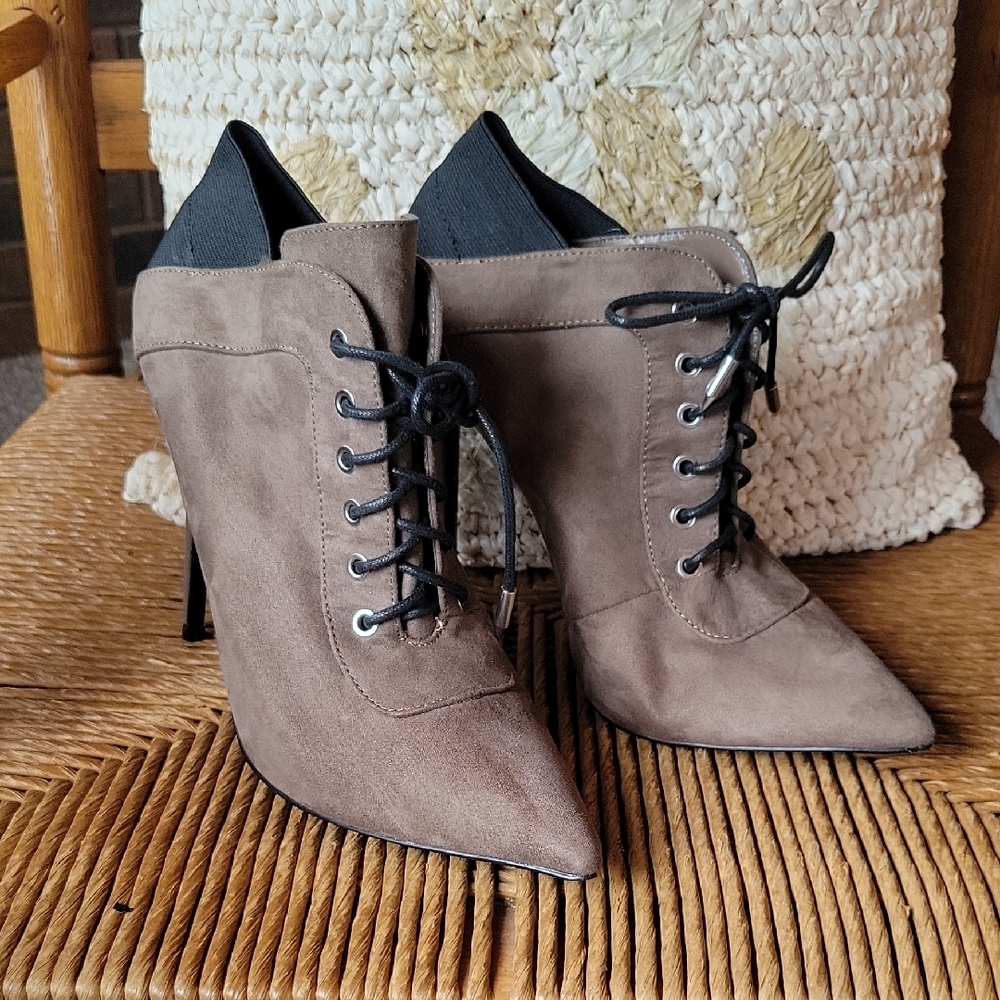 Shoe Republic LA taupe, lace up, stilleto, ankle booties, 10.5